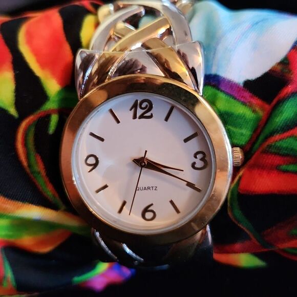 Easy Reader Quartz Watch 2 Tone Metal Cuff - Picture 1 of 4